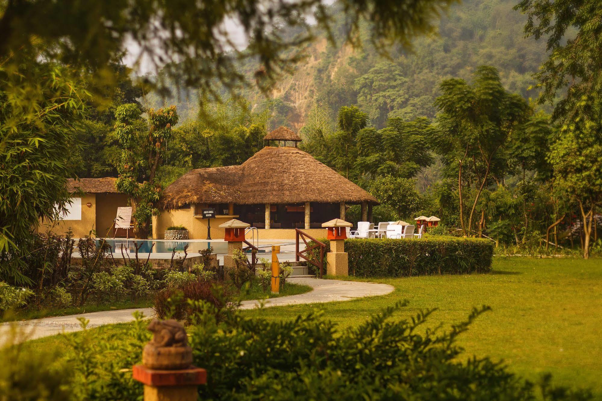 The Riverview Retreat Corbett By Leisure Resort Garjia